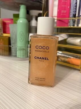 Chanel Coco Mademoiselle Pearly Body Oil